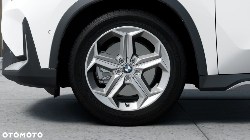 BMW X1 xDrive23i xLine - 5