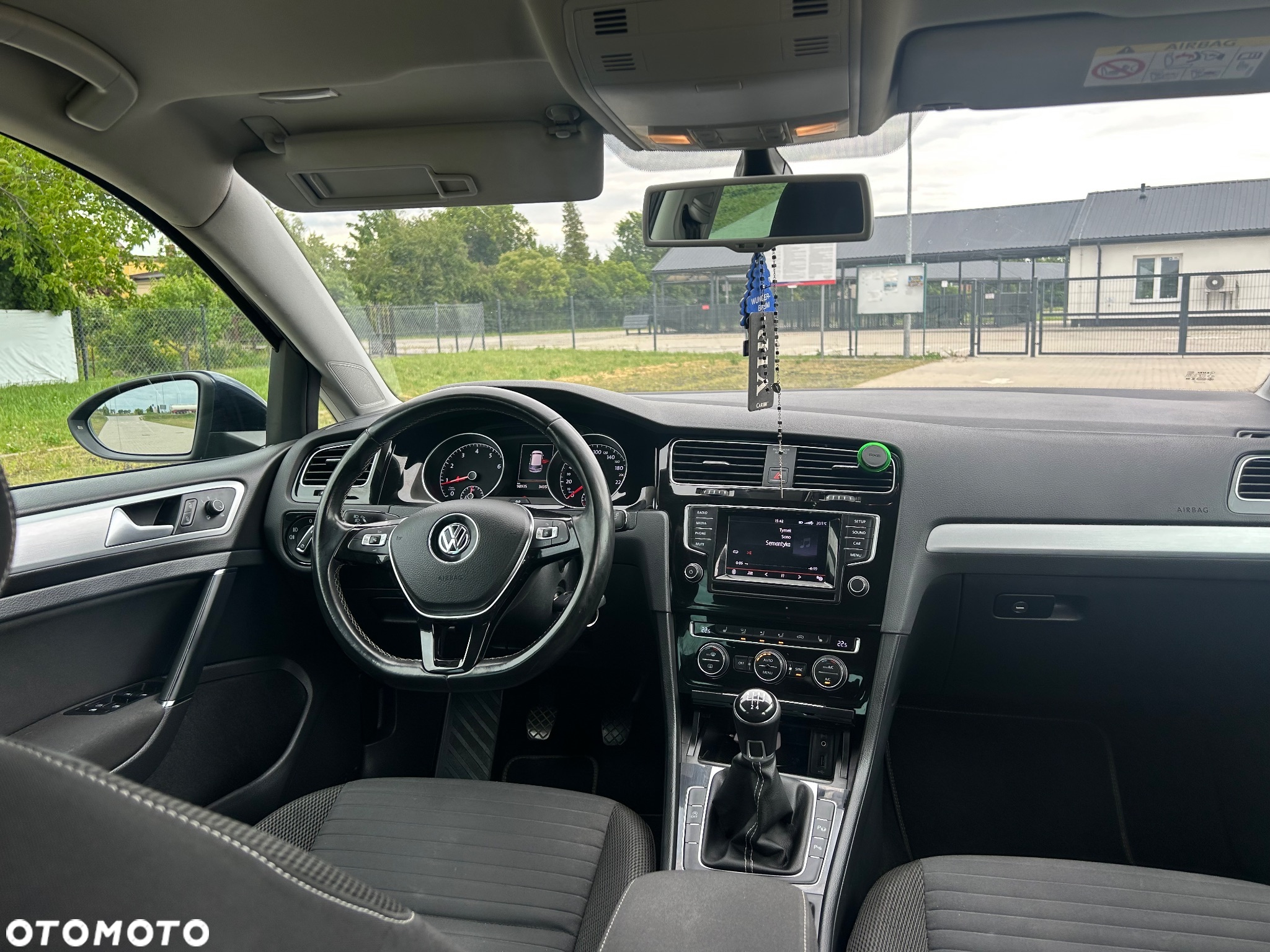 Volkswagen Golf - 19
