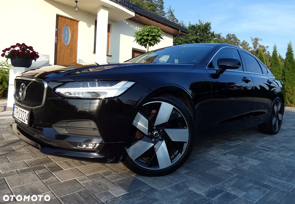 Volvo S90 D4 SCR Momentum Pro - 20