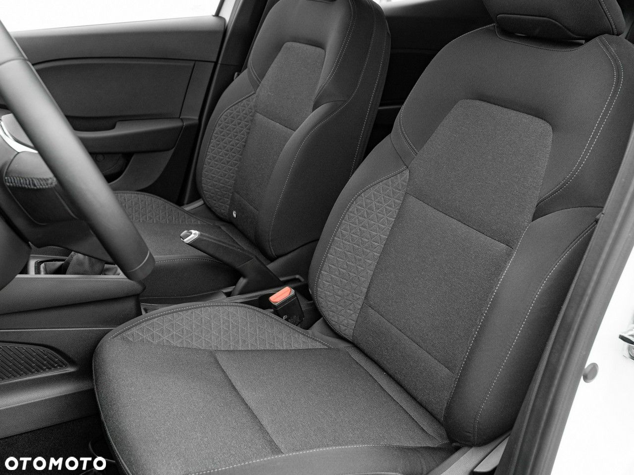 Renault Clio 1.0 TCe Equilibre - 15