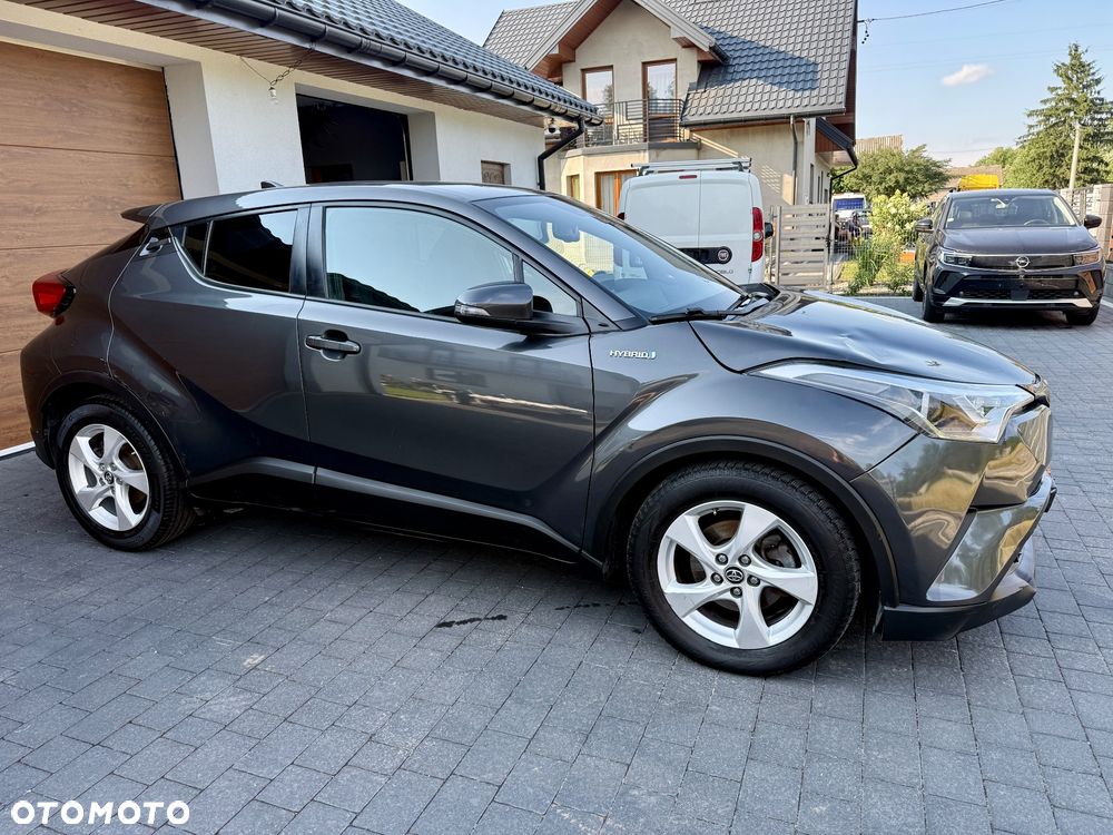 Toyota C-HR Style - 3