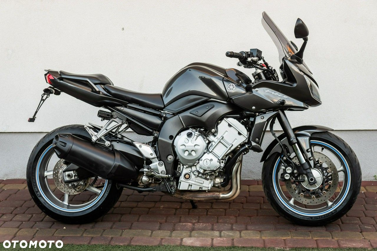 Yamaha FZ - 2