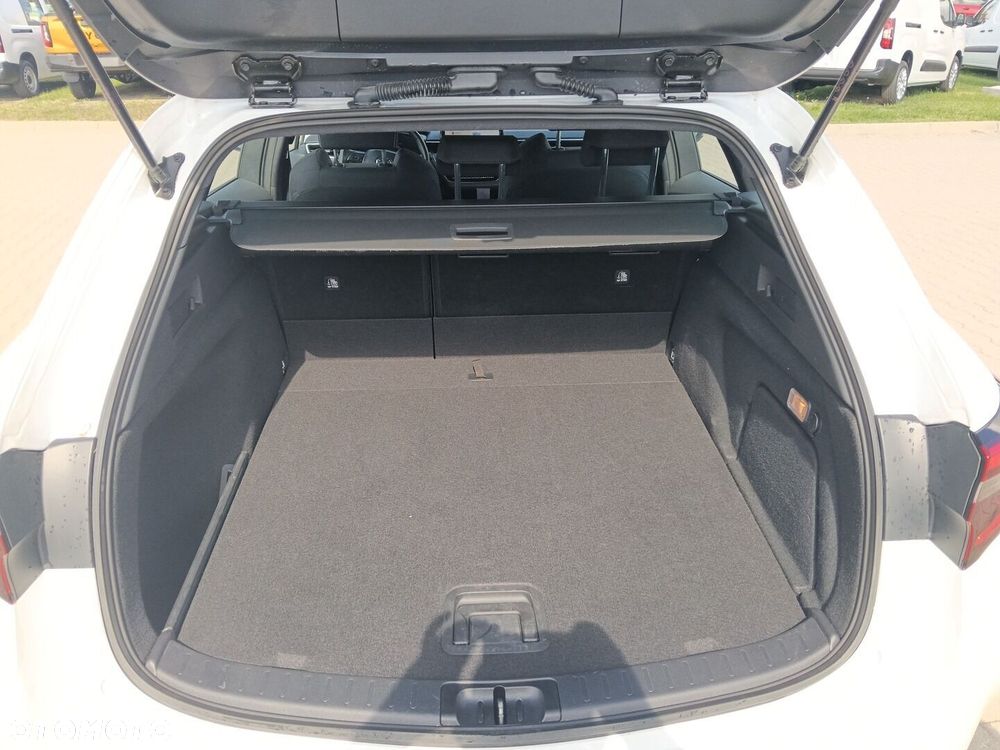 Toyota Corolla 2.0 Hybrid Comfort - 21