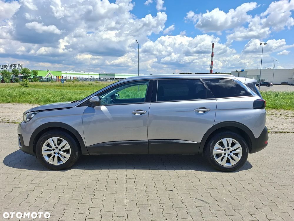 Peugeot 5008 - 17