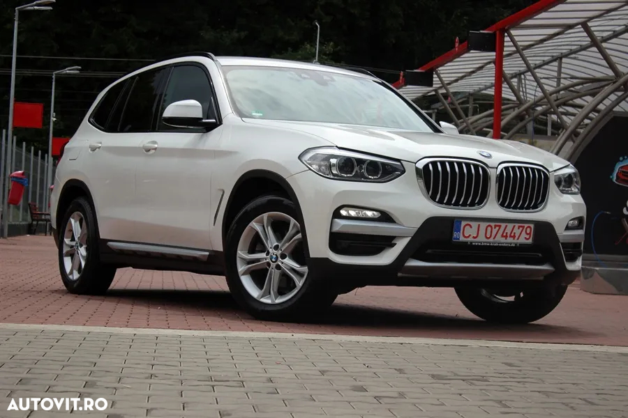 BMW X3 xDrive20d AT Luxury Line - 9