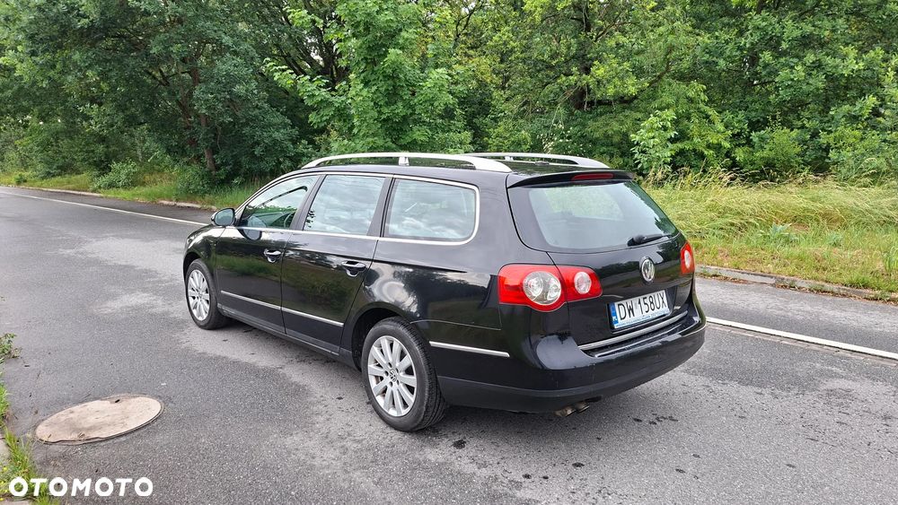 Volkswagen Passat 2.0 TDI Comfortline DSG - 8