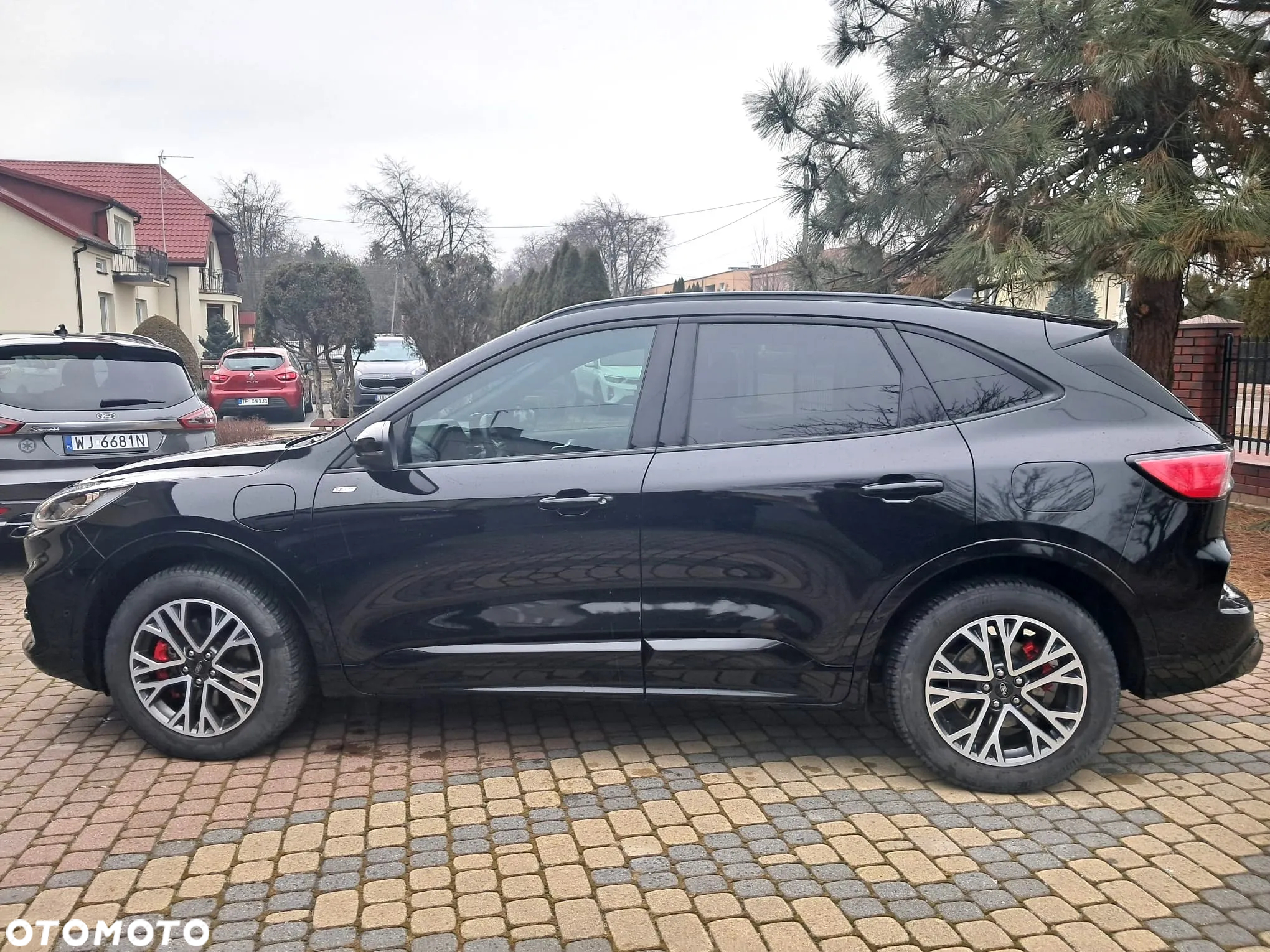Ford Kuga 2.5 Duratec PHEV ST-LINE - 6