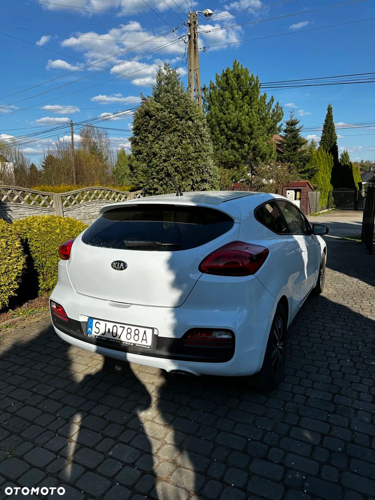 Kia ProCeed - 2