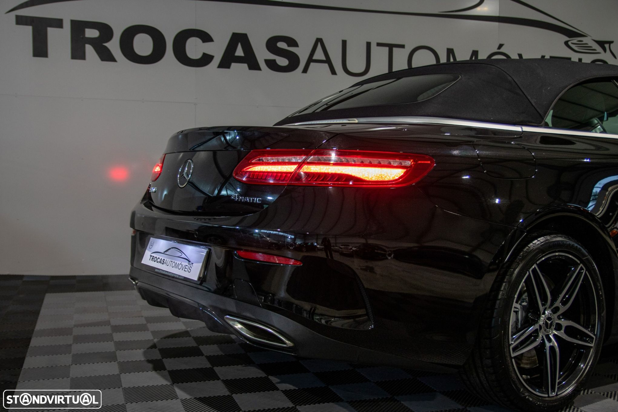 Mercedes-Benz E 450 4-Matic AMG Line Aut. - 23