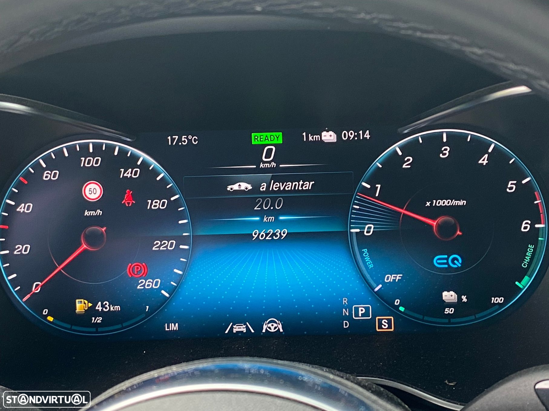 Mercedes-Benz GLC 300 - 26