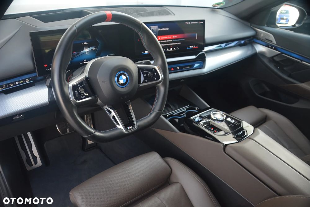 BMW i5 83.9kWh M60 xDrive - 7