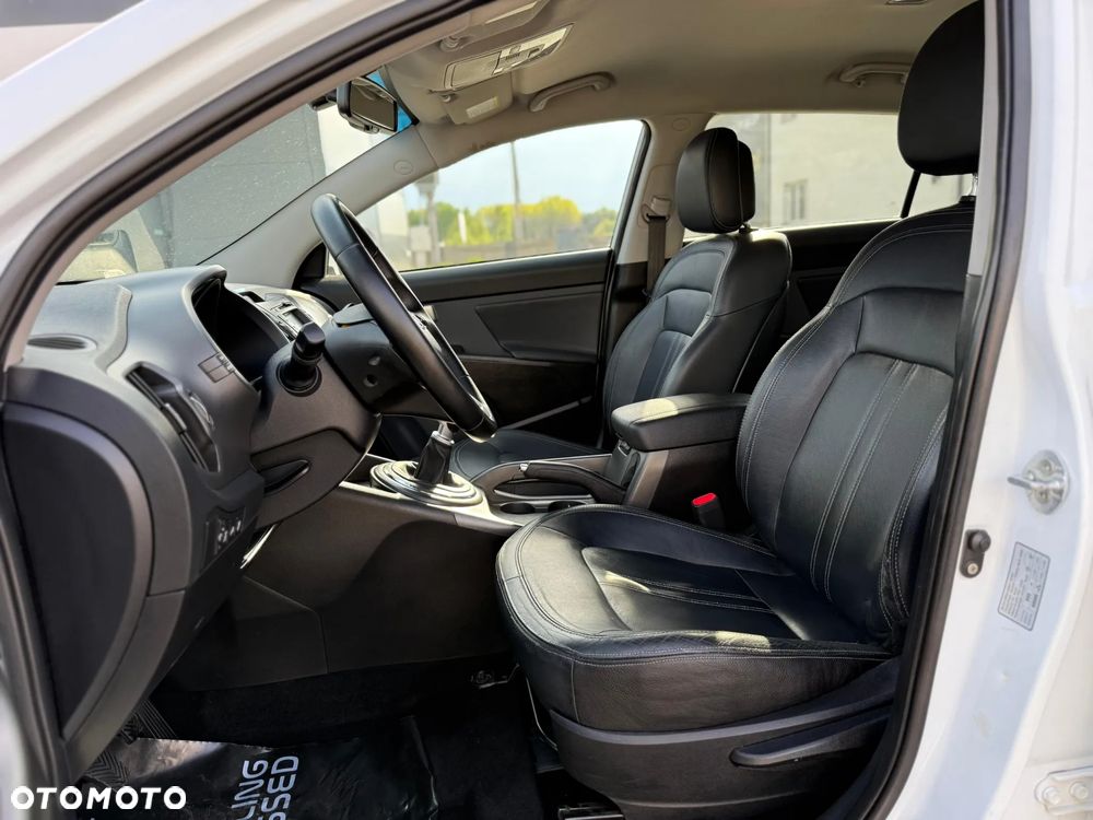 Kia Sportage 2.0 CRDI XL - 14