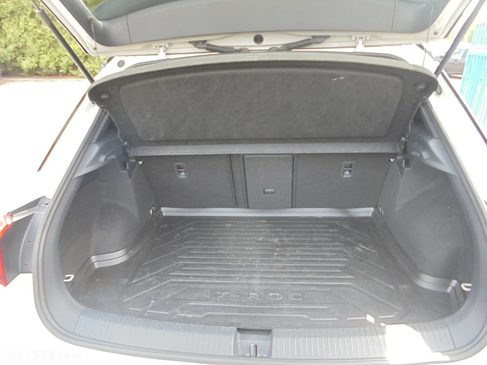 Volkswagen T-Roc 2.0 TDI SCR DSG Style - 16