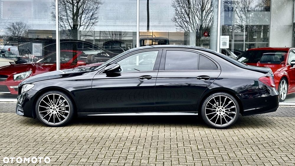 Mercedes-Benz Klasa E 200 4-Matic AMG - 1
