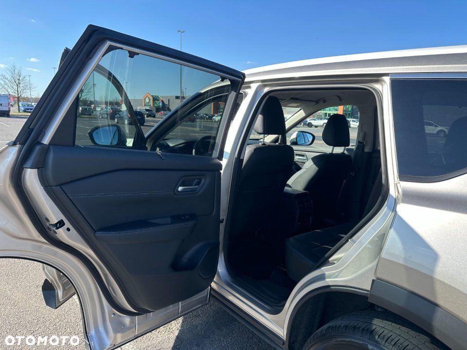 Nissan X-Trail - 12