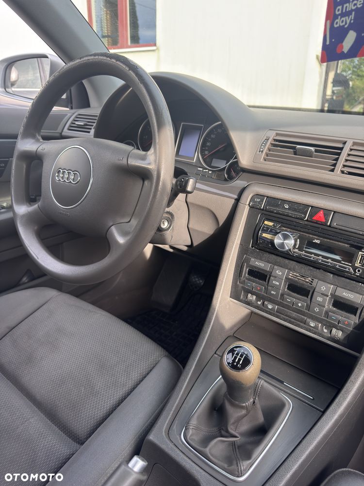 Audi A4 Avant - 5