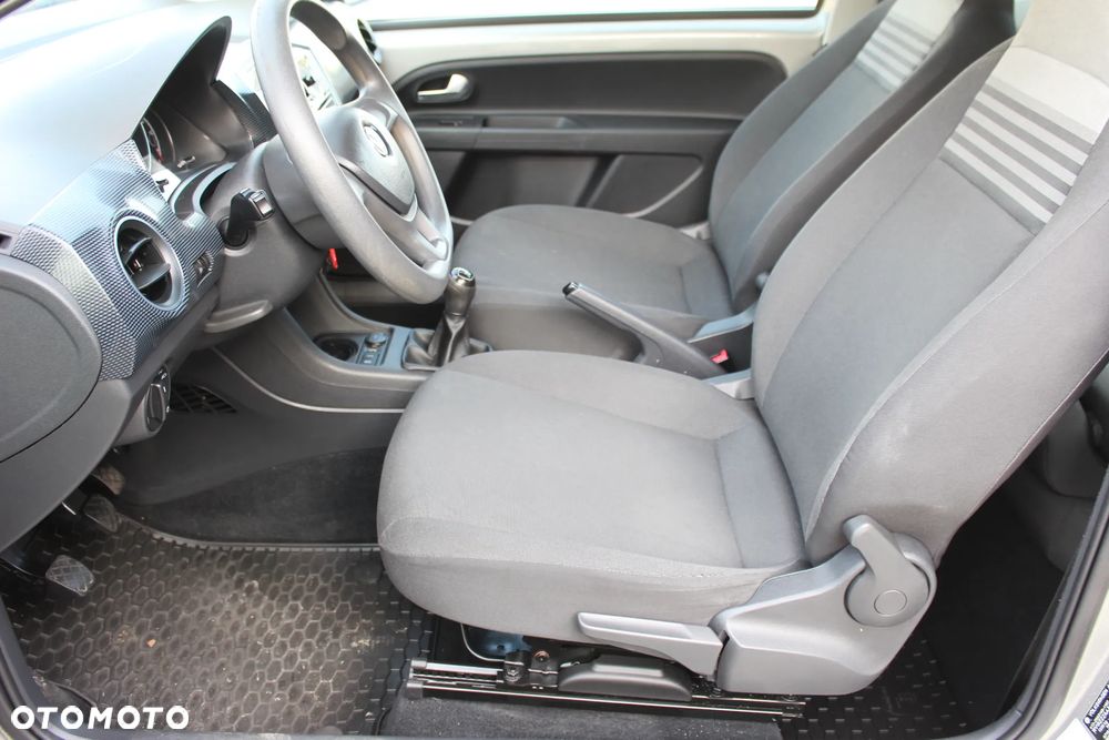 Volkswagen up! 1.0 Take - 11