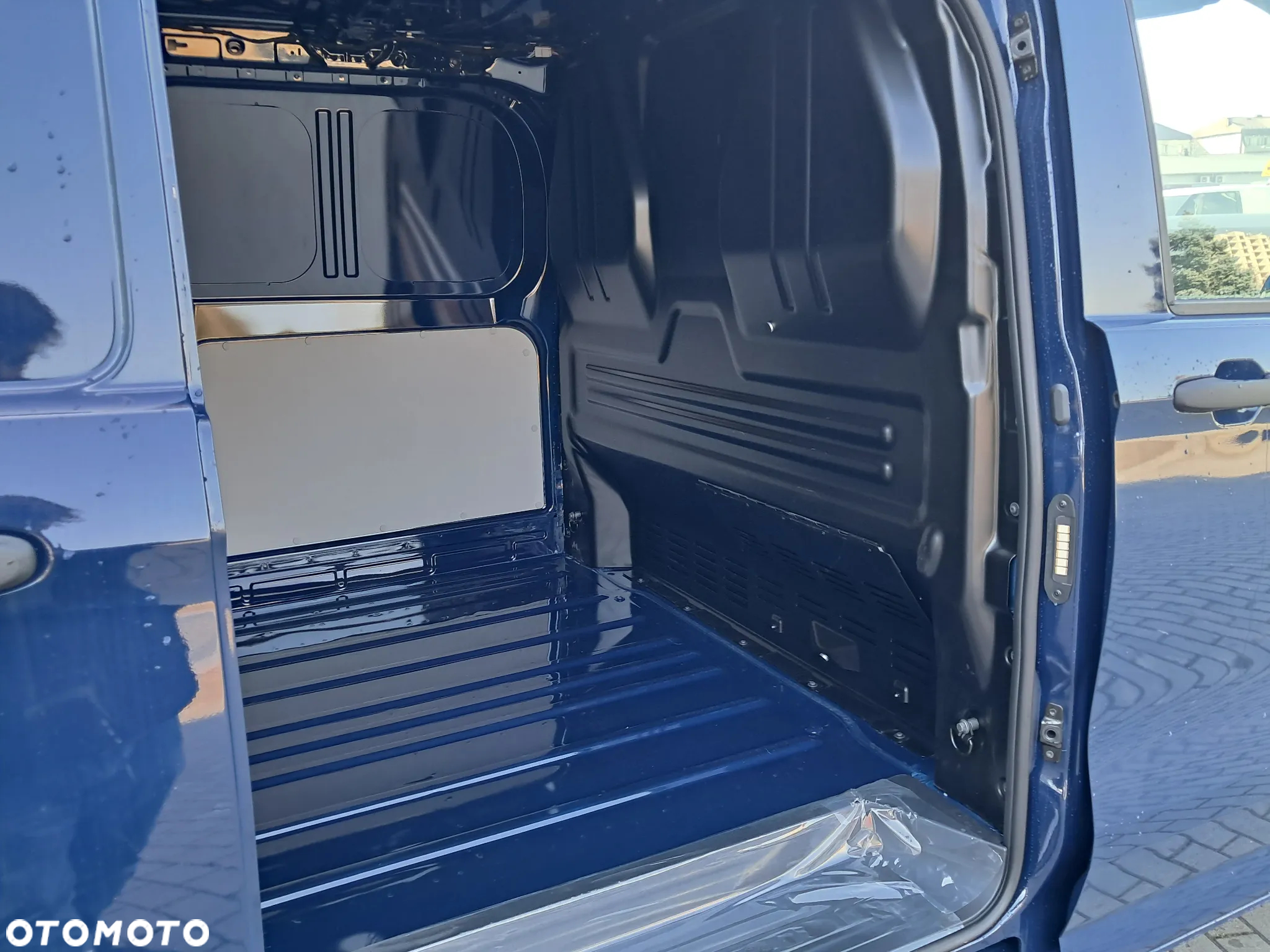 Volkswagen Transporter T7 - 9