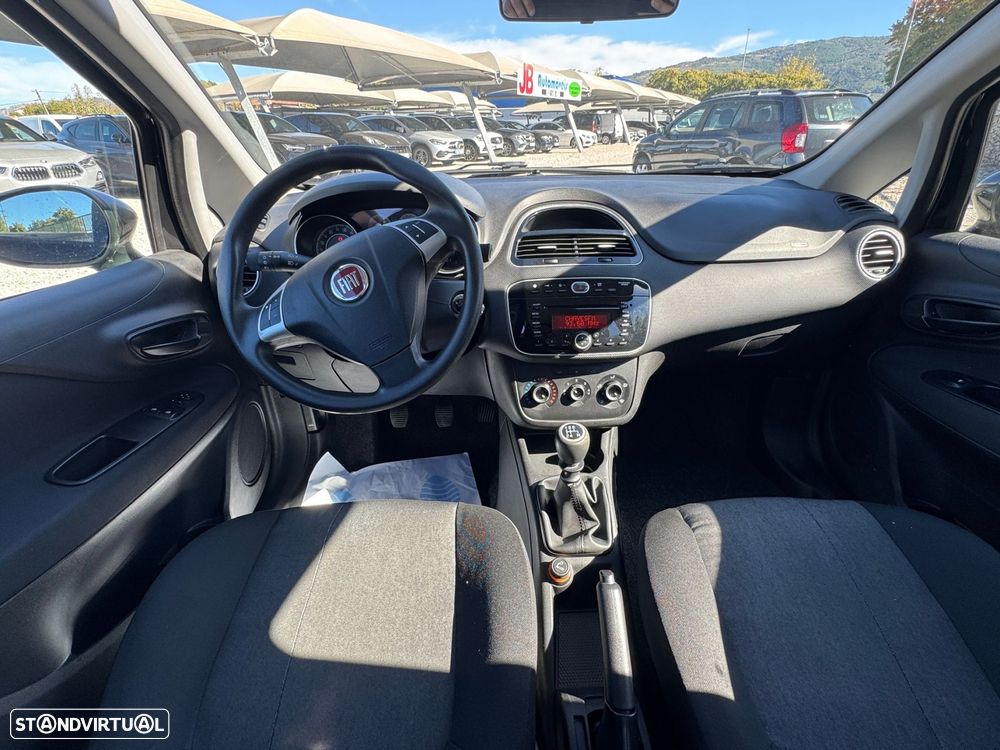Fiat Punto 1.2 Lounge S&S - 7