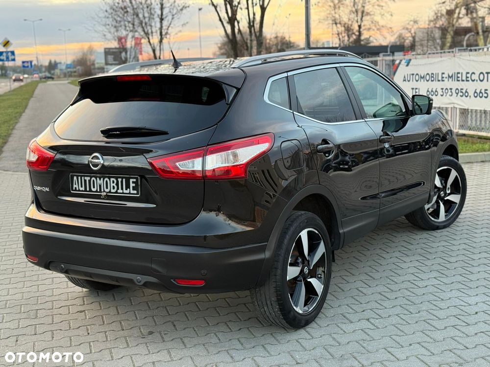 Nissan Qashqai 1.6 DIG-T Tekna - 4