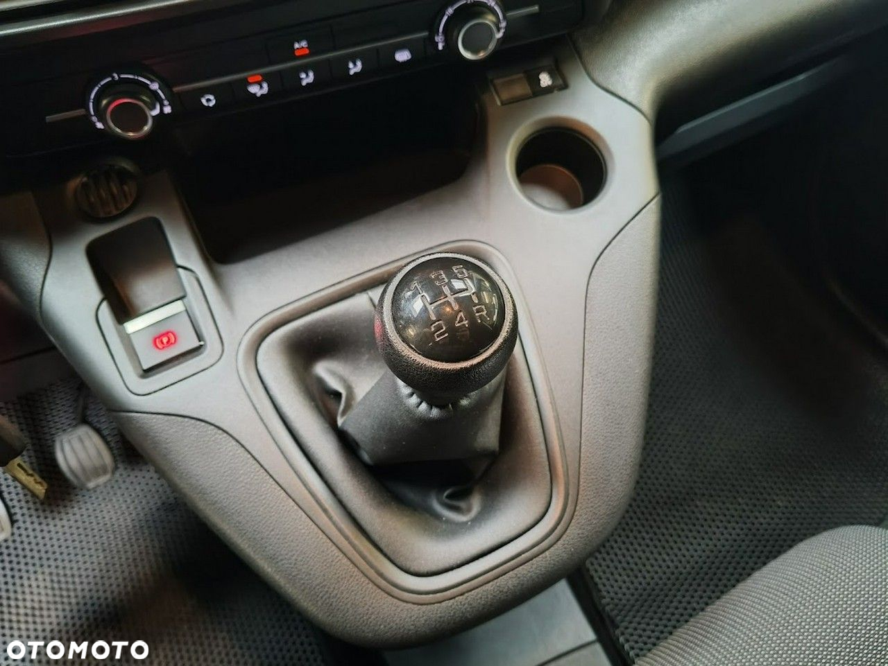Toyota Proace City - 18