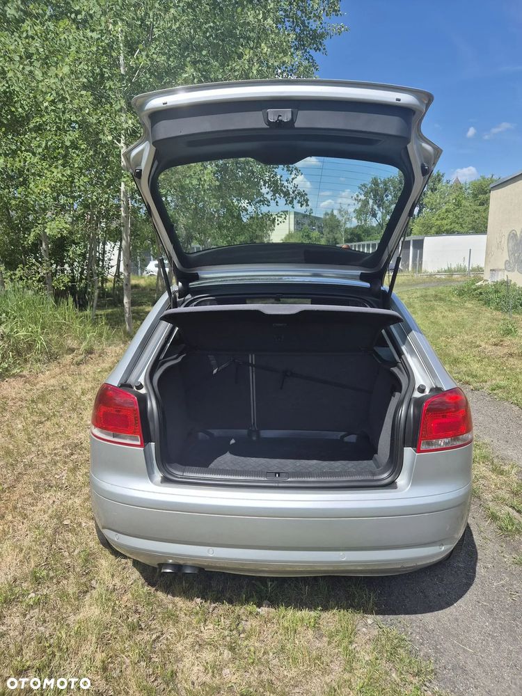 Audi A3 3-drzwiowe 1.9 TDI S Line Sportpaket plus - 3
