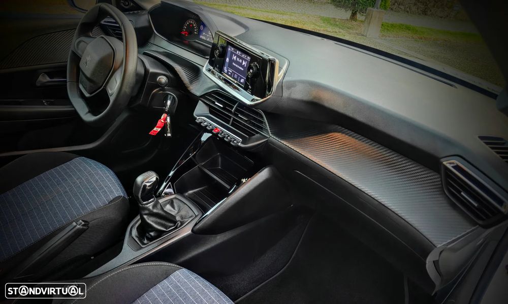 Peugeot 208 1.2 PureTech GT Line - 6