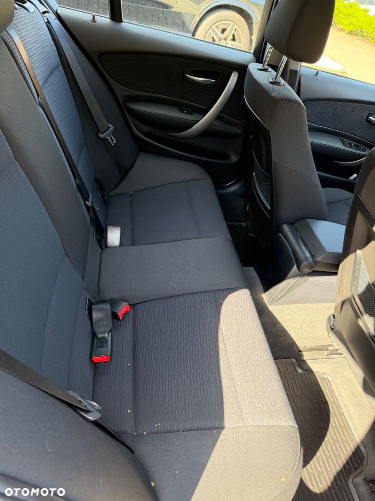 BMW Seria 1 118d DPF - 18
