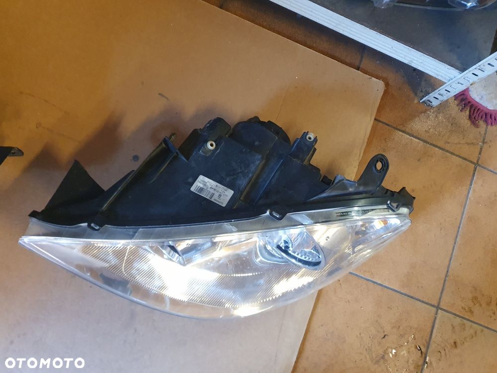 REFLEKTOR L/P PEUGEOT 807 EUROPA - 4