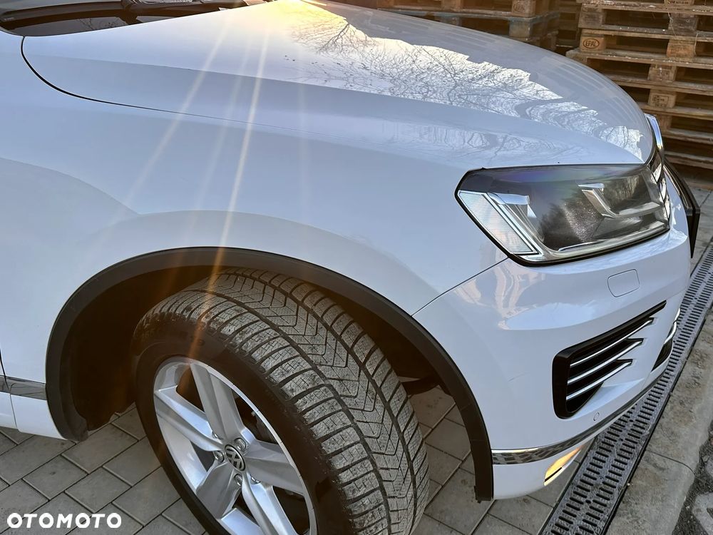 Volkswagen Touareg 3.0 V6 TDI BMT Perfectline R-Style - 4