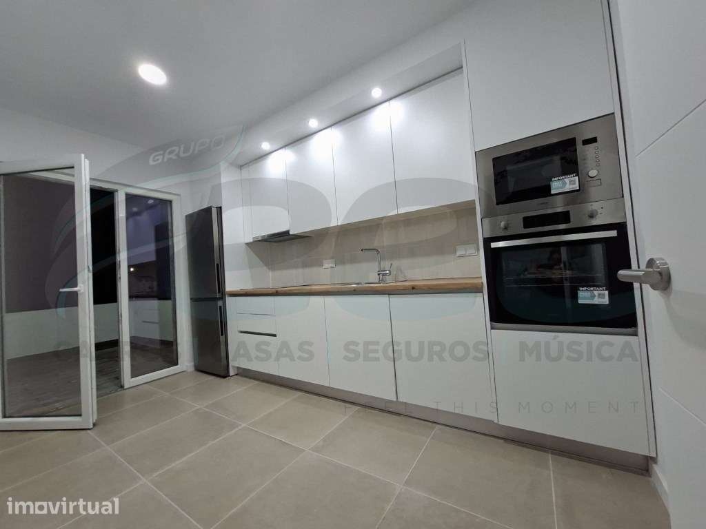Apartamento T2 com terraço - Grande imagem: 4/33