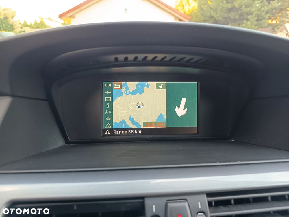 BMW Seria 5 525d - 20