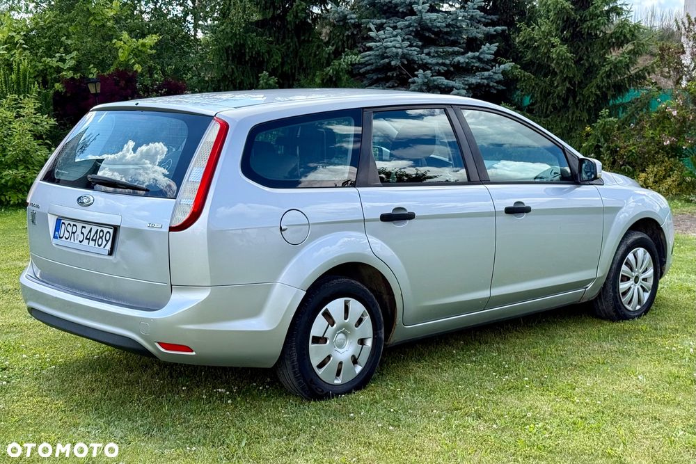 Ford Focus 1.6 TDCi Ambiente - 5