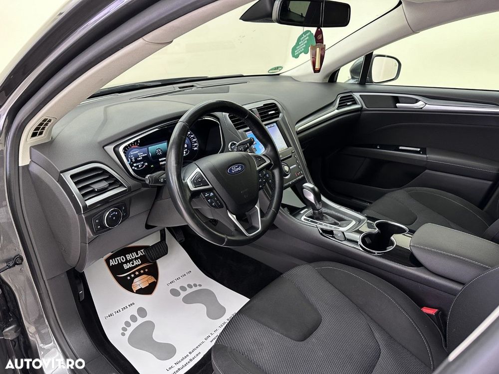 Ford Mondeo - 12