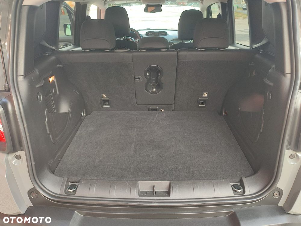 Jeep Renegade - 33