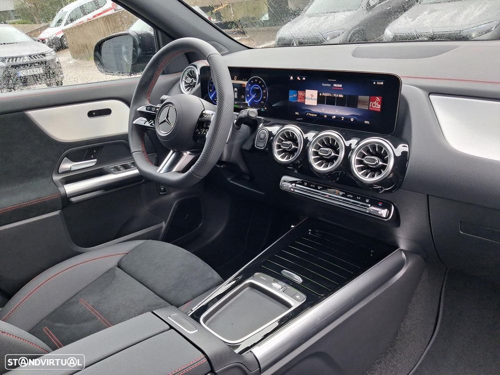 Mercedes-Benz EQA 250+ AMG Line - 15