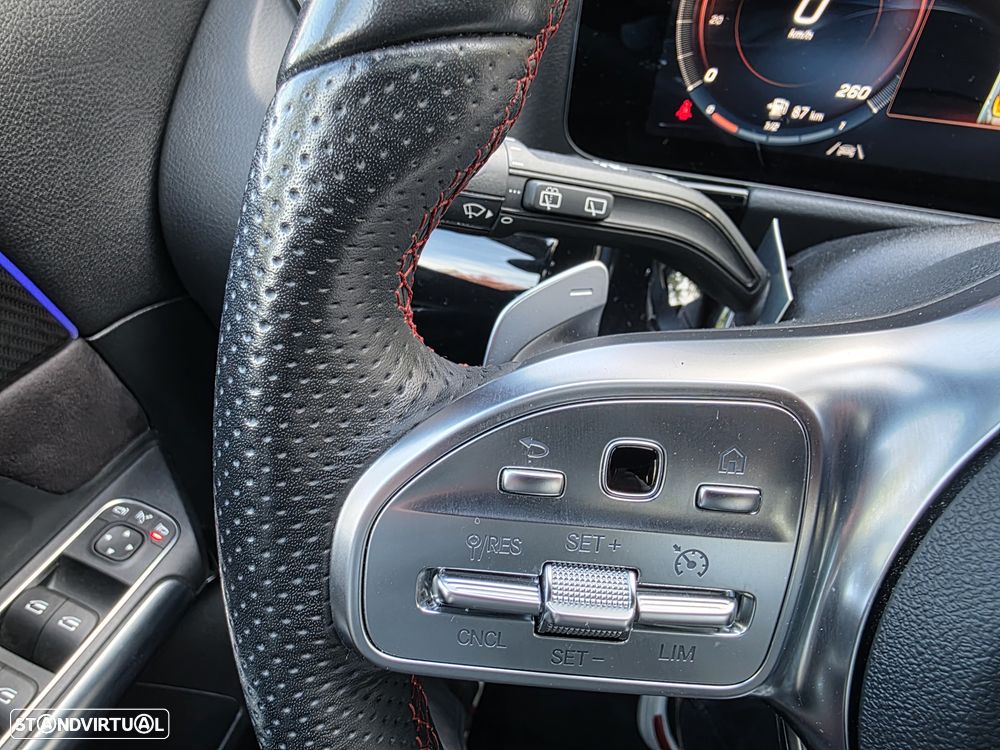 Mercedes-Benz GLA 250 e 8G-DCT AMG Line - 30