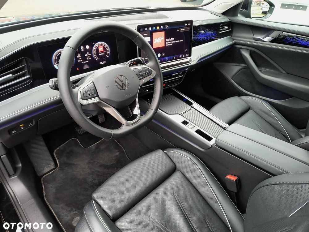 Volkswagen Passat - 14