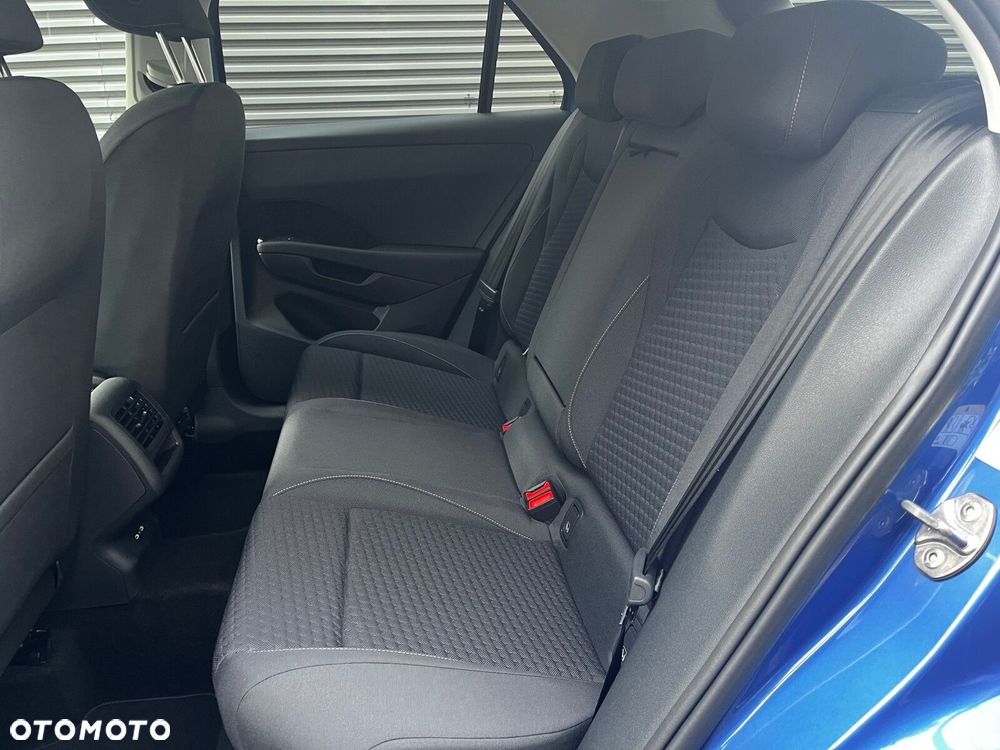 Volkswagen T-Roc - 12