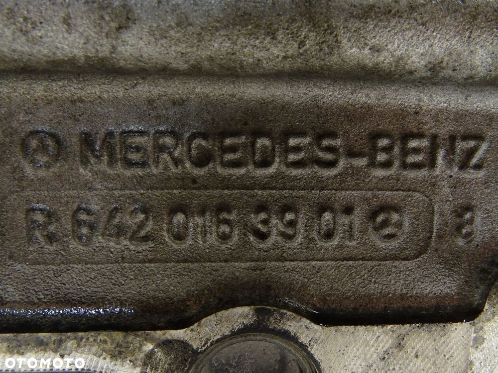 Kompletna głowica lewa wałek rozrządu r6420163901 mercedes ml w164 3.0 cdi - 11