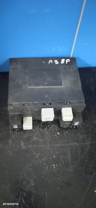 Moduł Bordnetz Audi  A3 8P 8P0907279K - 1