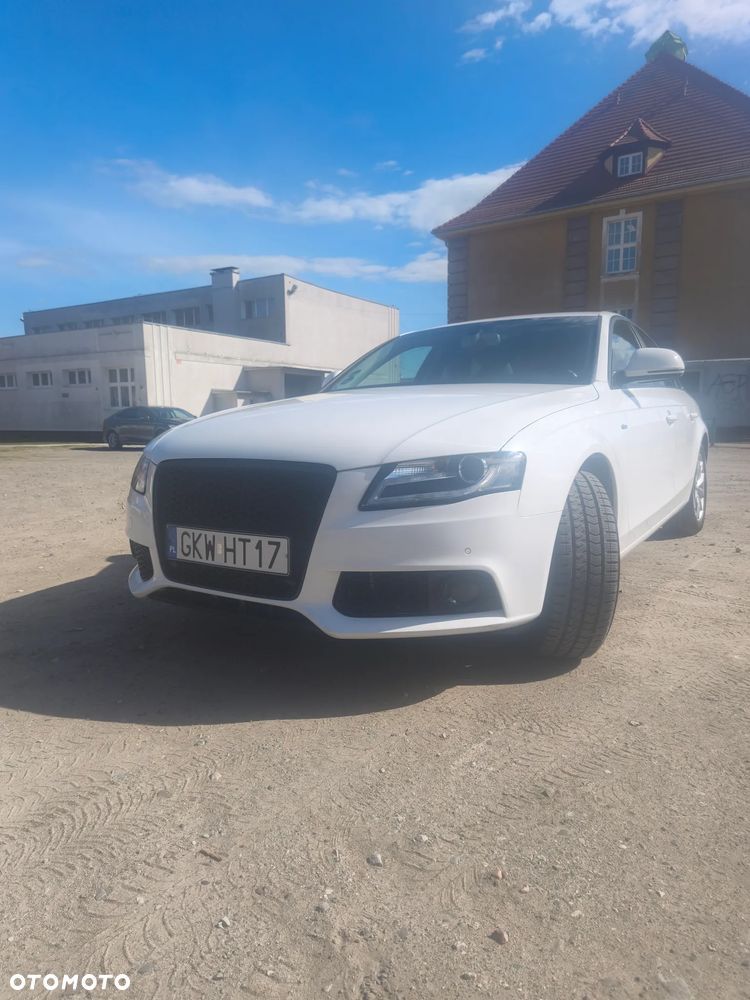 Audi A4 Limousine - 19