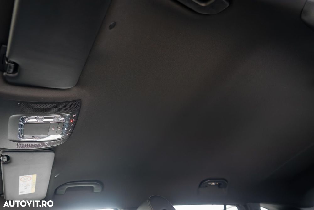 Mercedes-Benz GLB 200 d 8G-DCT Progressive - 20