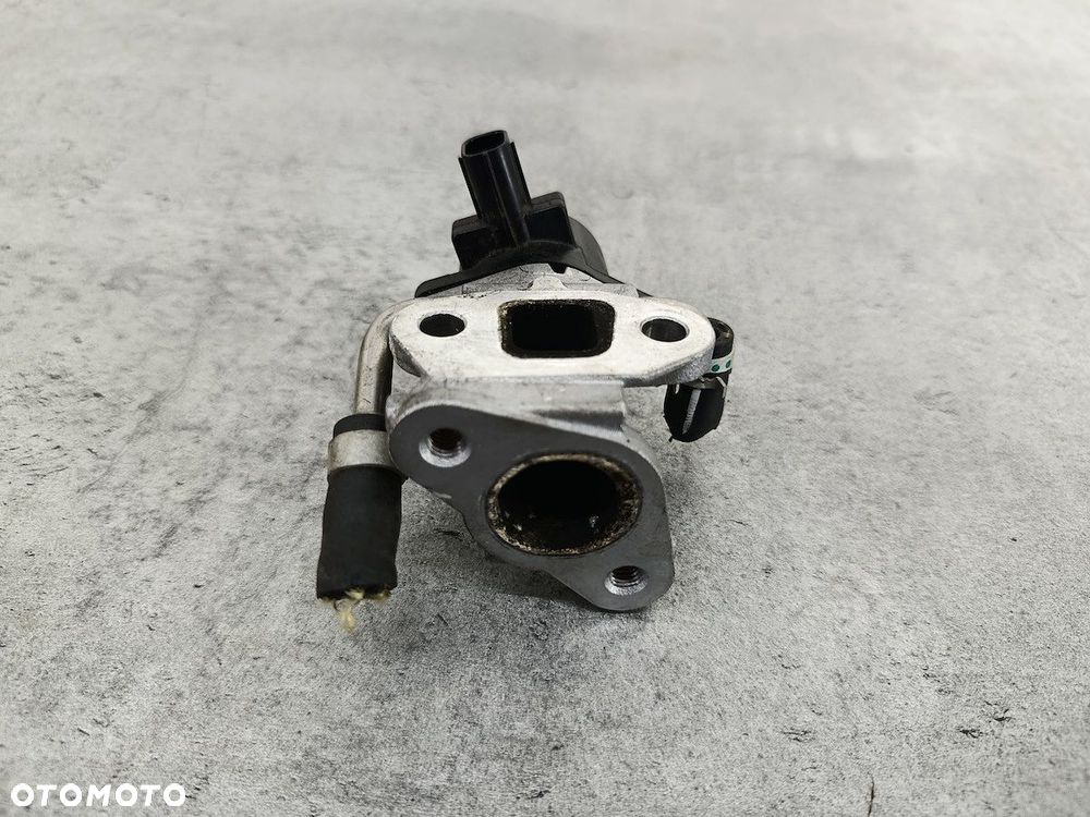 ZAWÓR EGR TOYOTA YARIS IV F301015350 1.5 VVT-IE HYBRID - 4