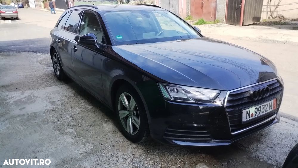 Audi A4 2.0 TDI DPF clean multitronic Attraction - 10