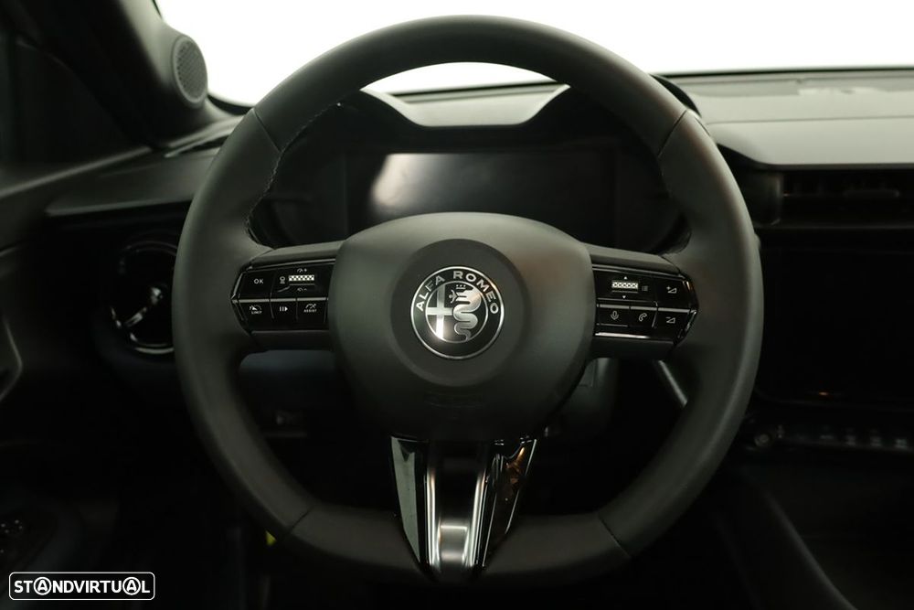 Alfa Romeo Junior Elletrica 50 kWh - 15