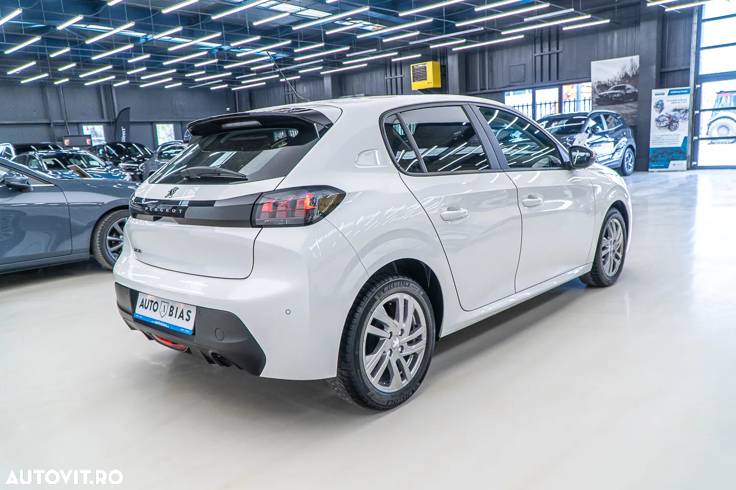 Peugeot 208 PureTech 75 Allure Pack - 6