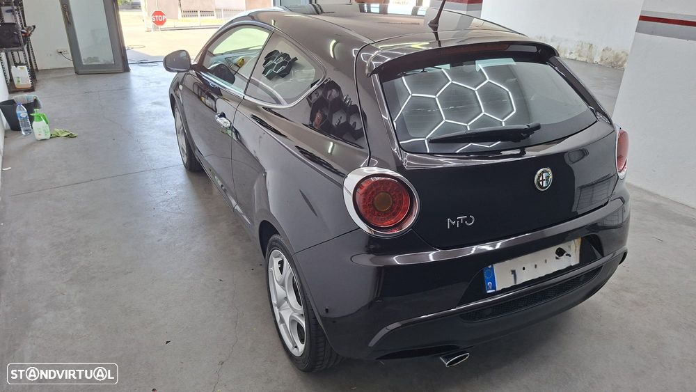 Alfa Romeo MiTo 1.4 T MultiAir Distinctive - 14