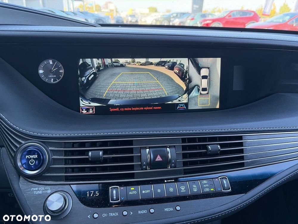 Lexus LS - 22