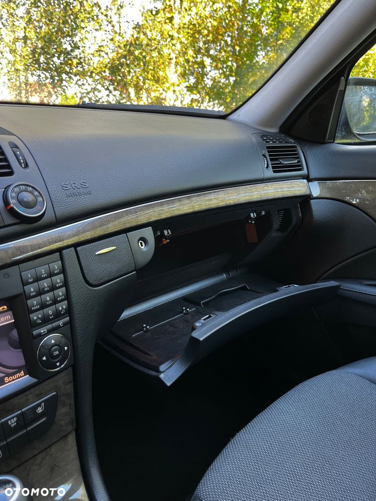 Mercedes-Benz Klasa E 220 CDI Automatik Avantgarde DPF BusinessEDITION - 20